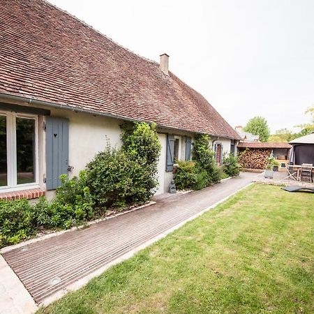 Le Clos Du Puits Maslives Buitenkant foto