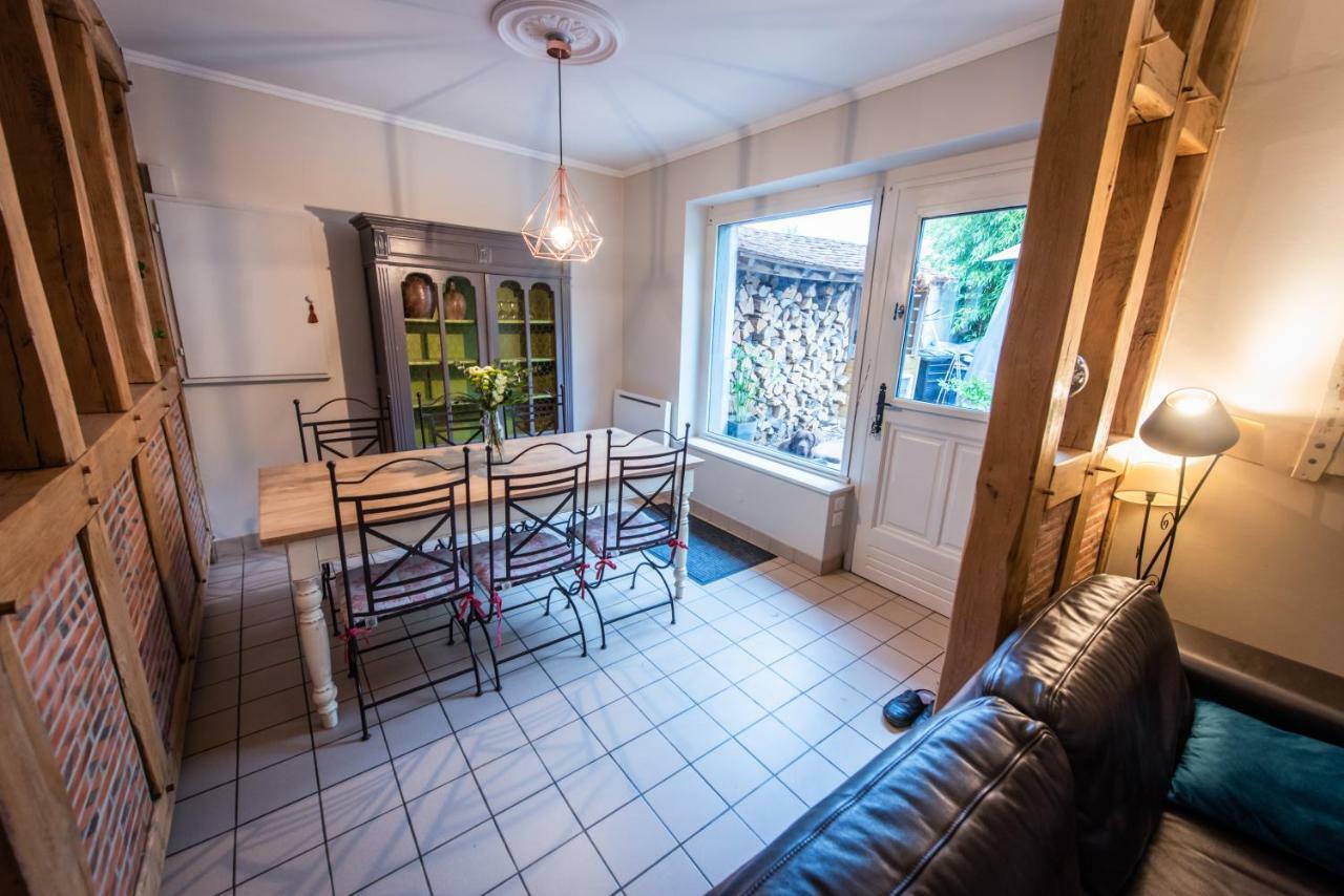 Le Clos Du Puits Maslives Buitenkant foto